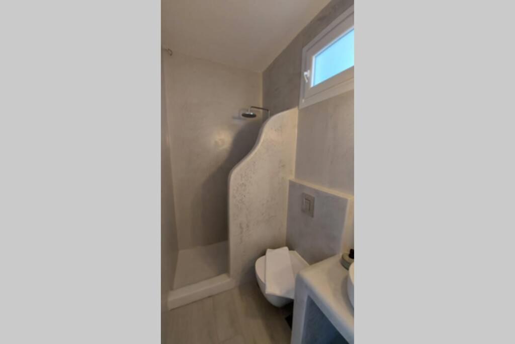 Eolia Luxury Suites Andros Μπατσί Εξωτερικό φωτογραφία